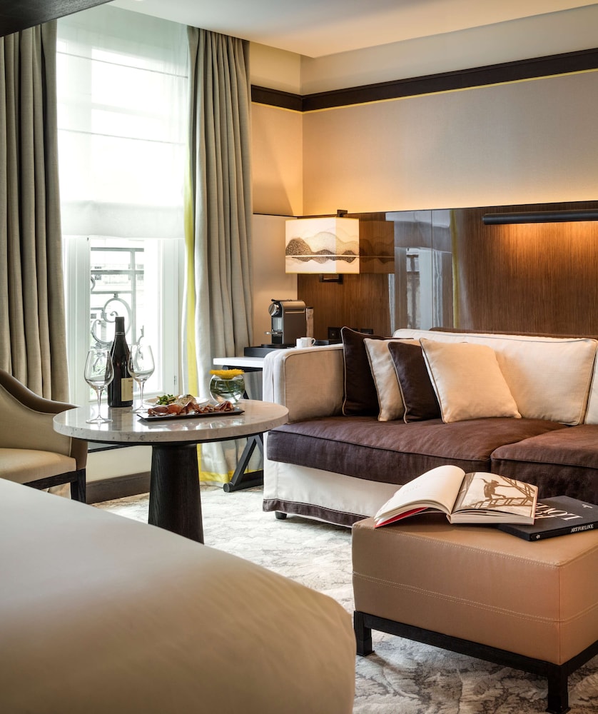 Hyatt Paris Madeleine 42/72