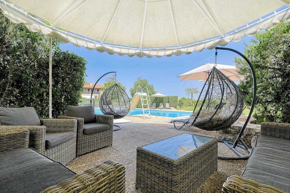 Orange Grove Villa 20/50