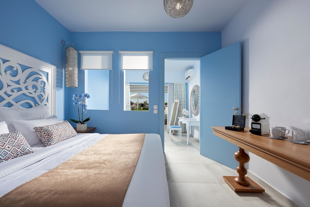 Villa, Beach Front, Private Pool