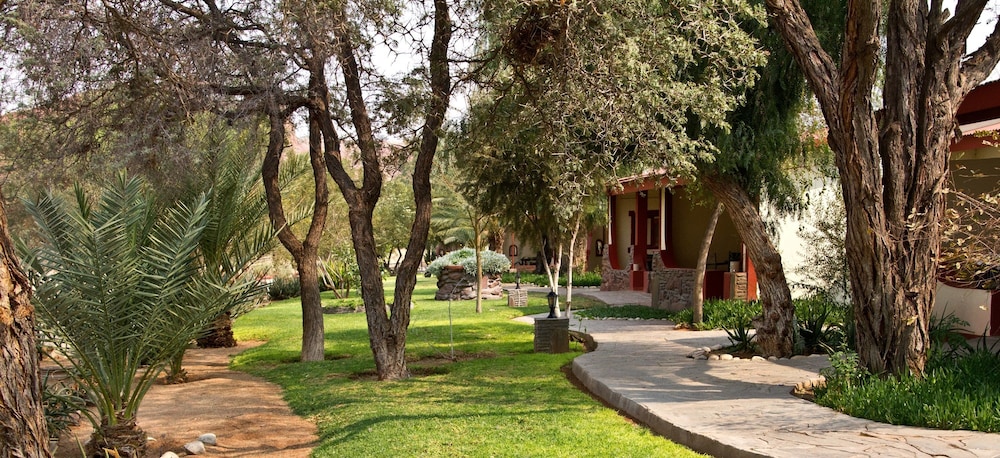 Namib Desert Lodge 7/69