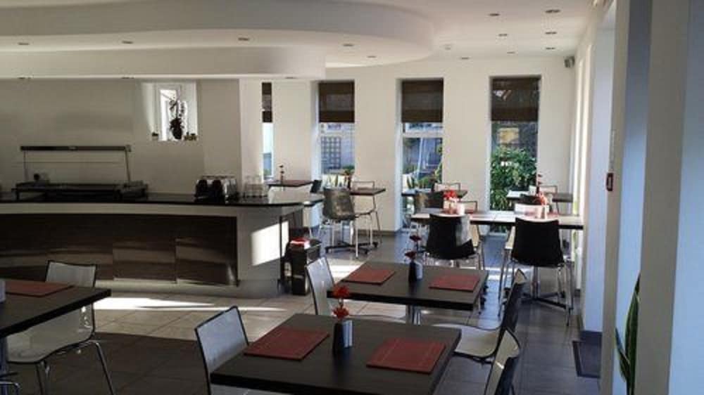 Remont Oxford Hotel 44/65