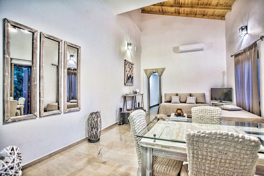 Mayas Boutique Residence 9/22
