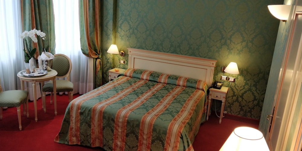 Hotel Villa Delle Palme 34/79