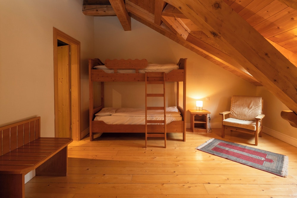 Hotel Bernina 1865 53/97