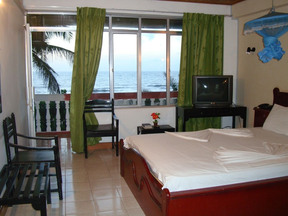 Zen Rooms Negombo Beach 14/61