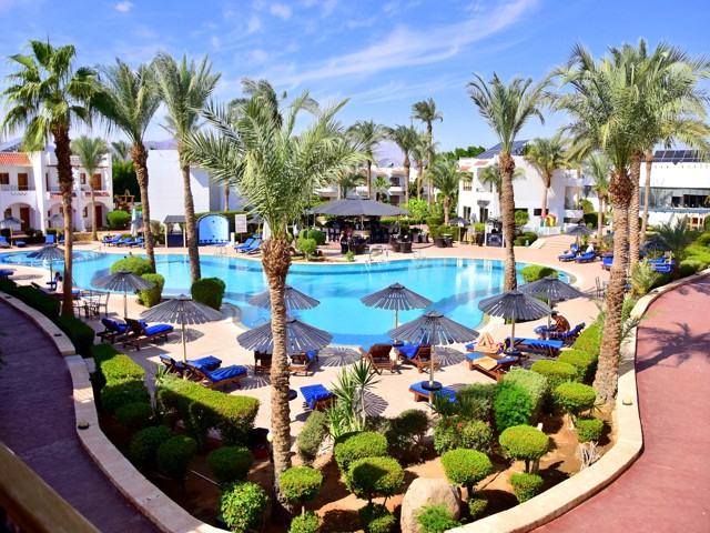 Dive Inn Resort 98/107