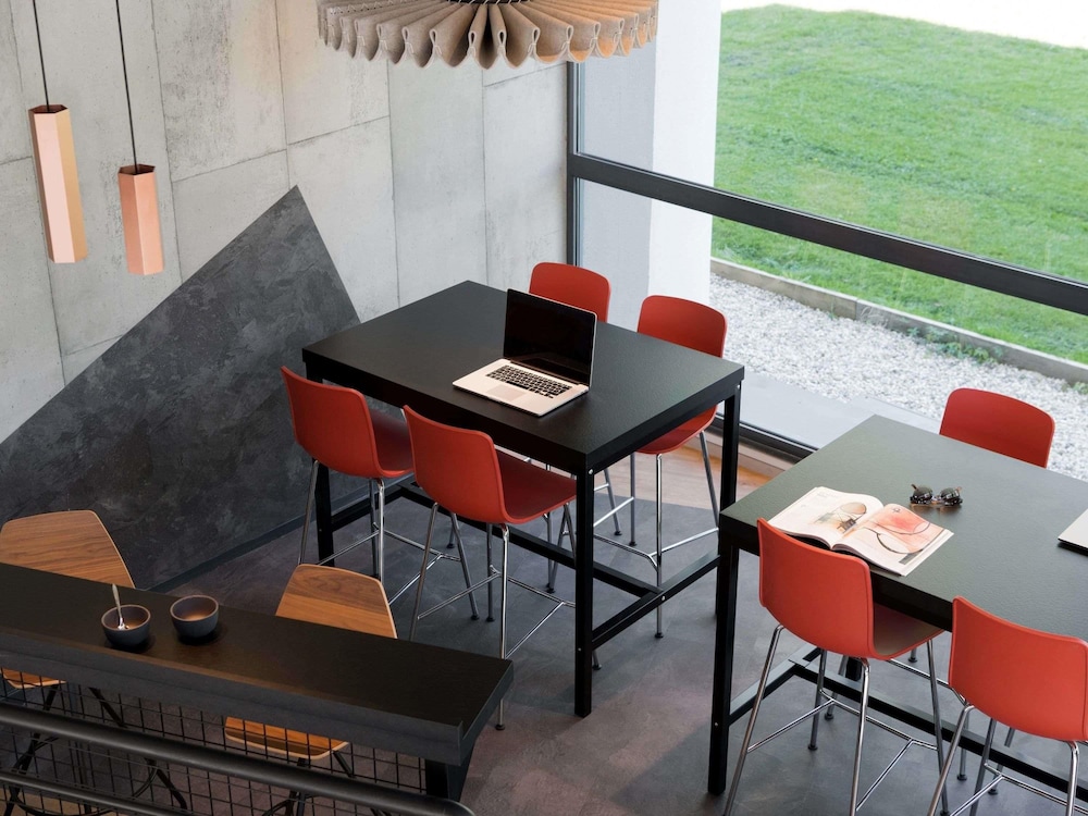Ibis Annecy Cran Gevrier Hotel 59/68