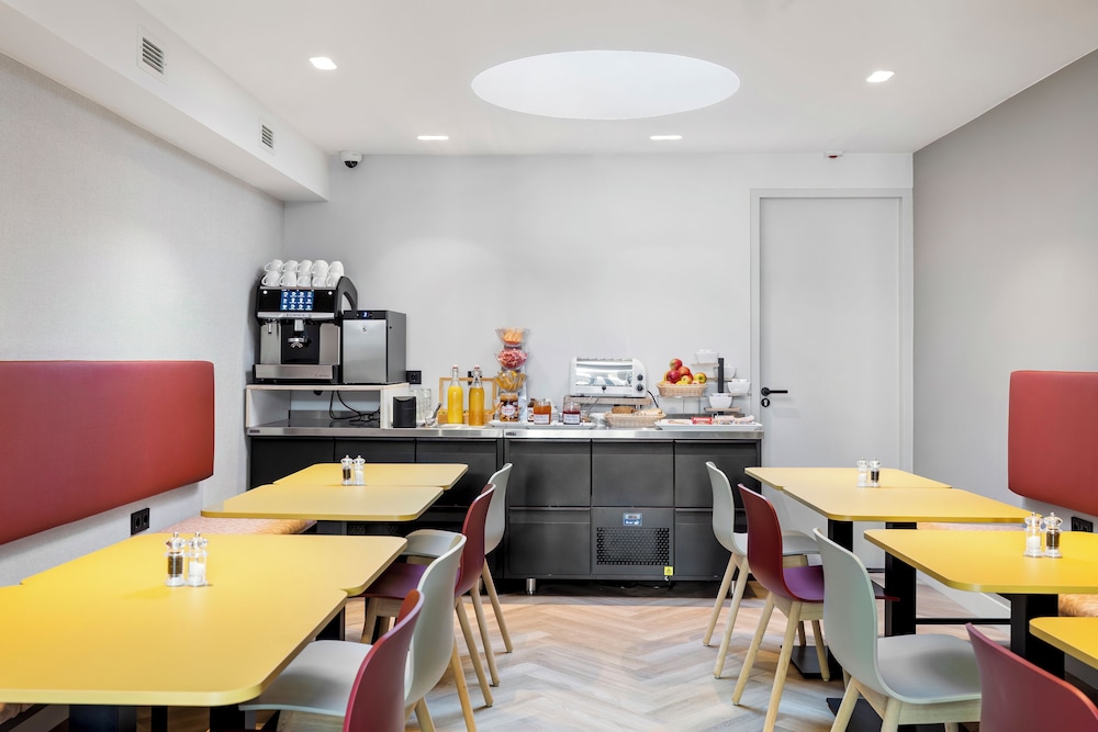 Dutch Design Hotel Vondelpark 34/50