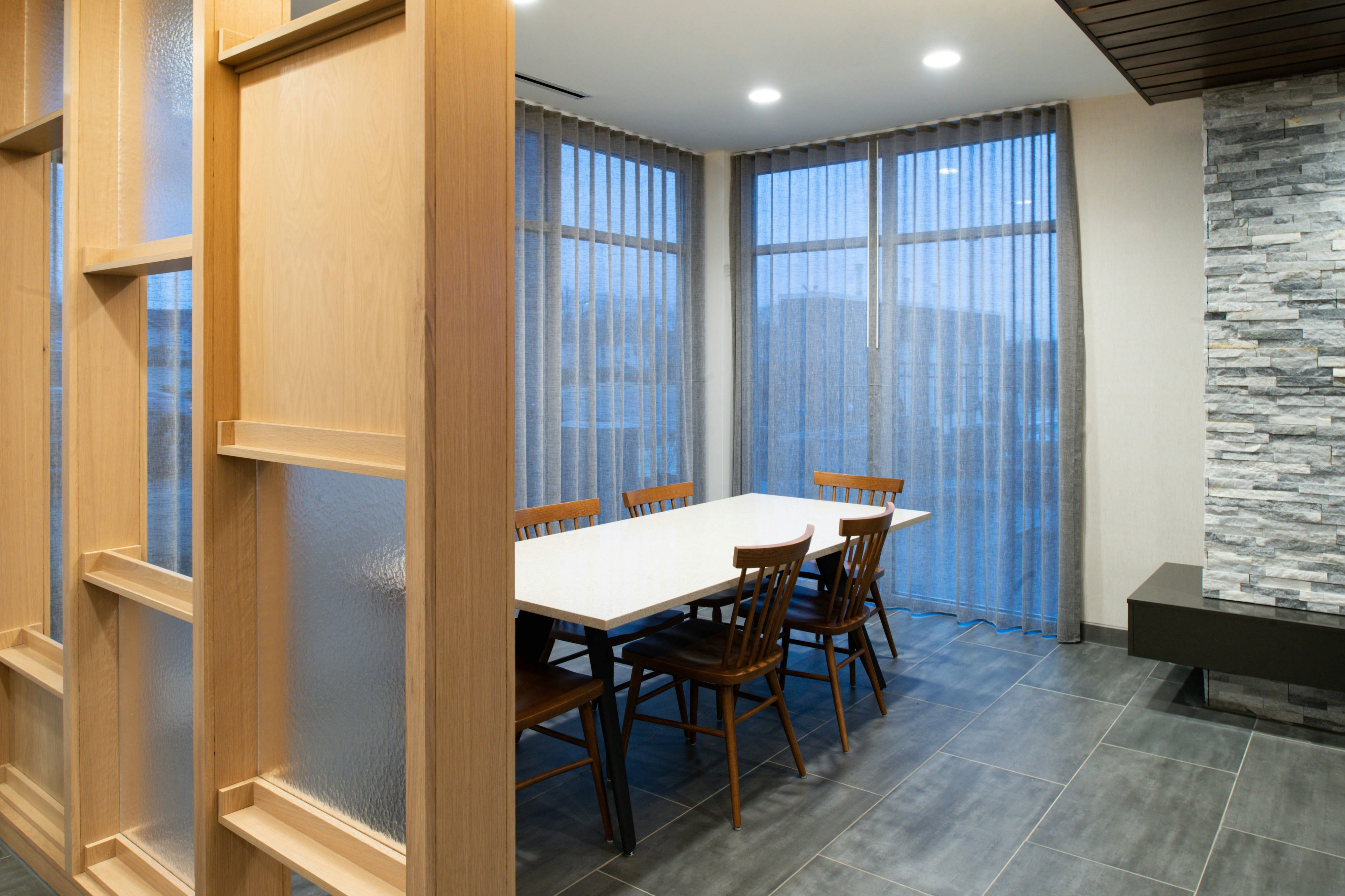 Fairfield Inn & Suites by Marriott Charlotte University Research Park 13/17