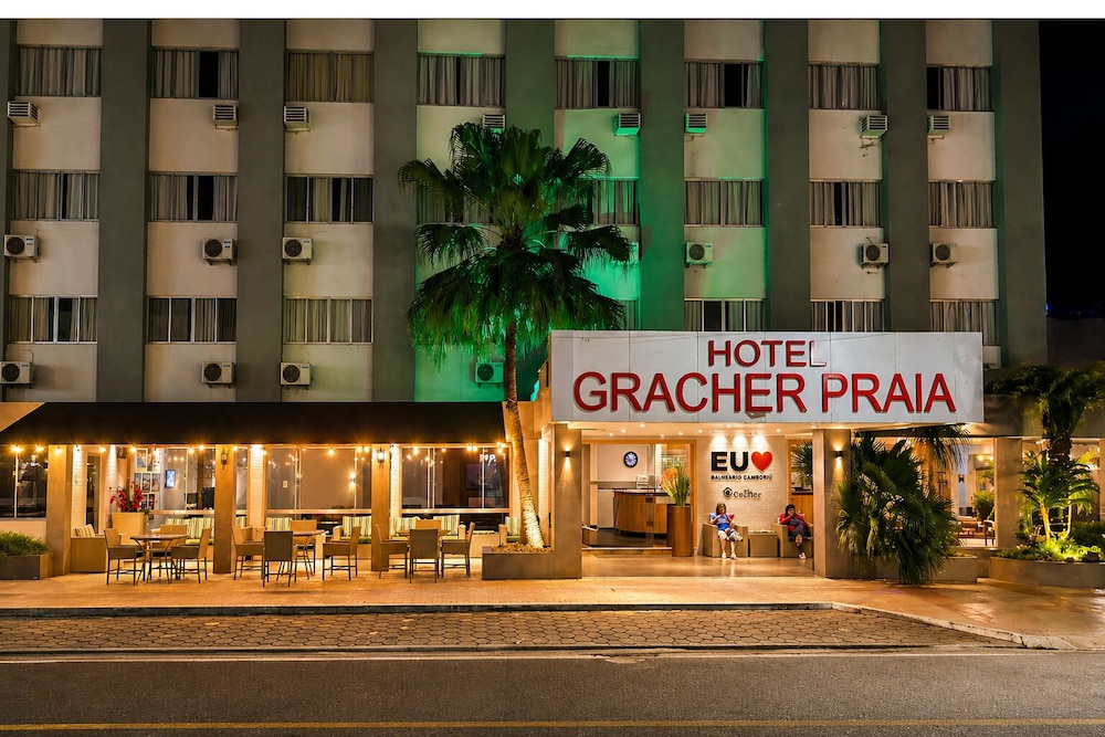 Hotel Gracher Praia 5/68
