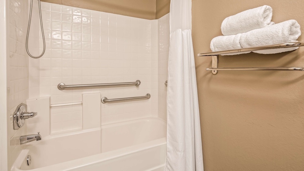 Best Western Gateway Inn 8/28