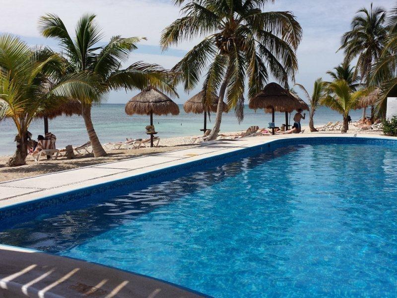 Pavoreal Beach Resort 17/24
