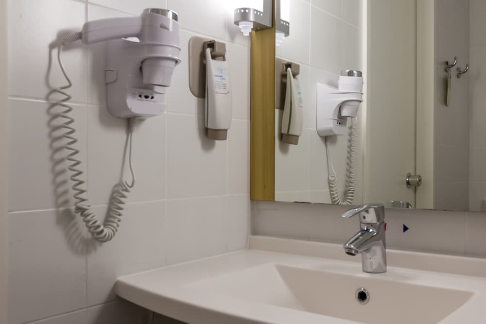 Ibis Coimbra Centro 24/68