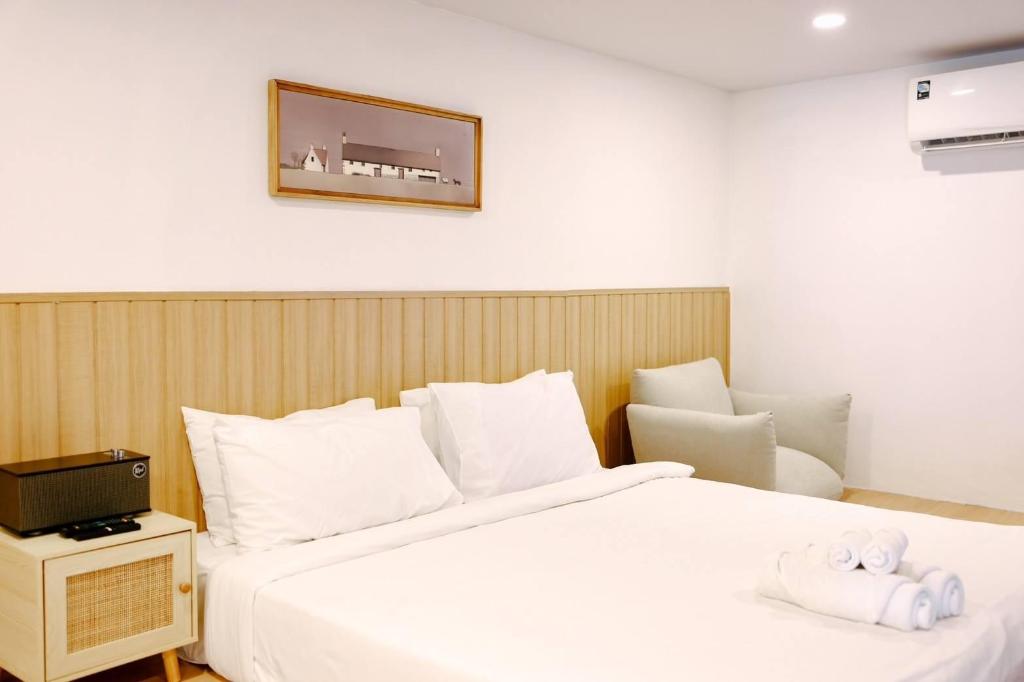 Tiny House, Deluxe, King Bed