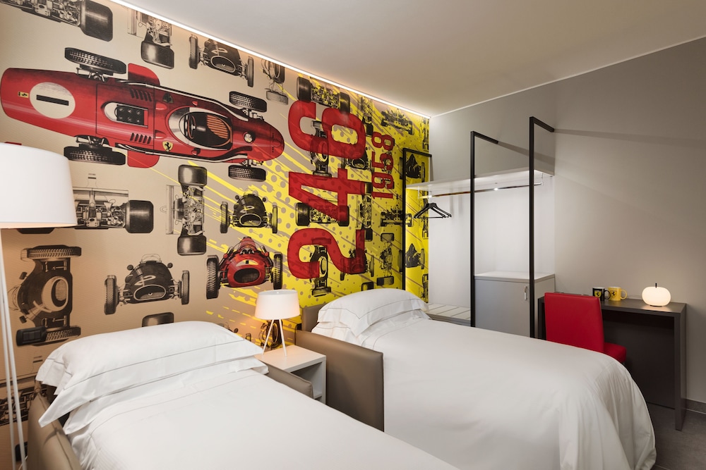 Maranello Village 22/70