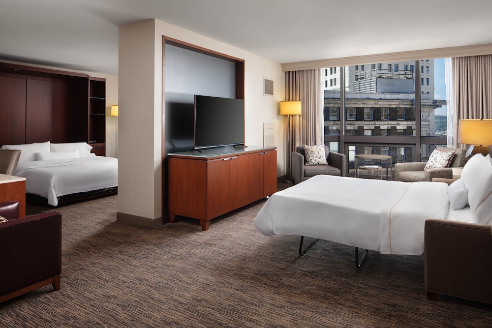 The Westin Cincinnati 8/52