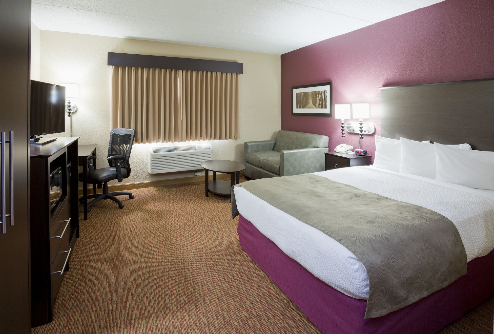 Room, Queen Bed, Accessible