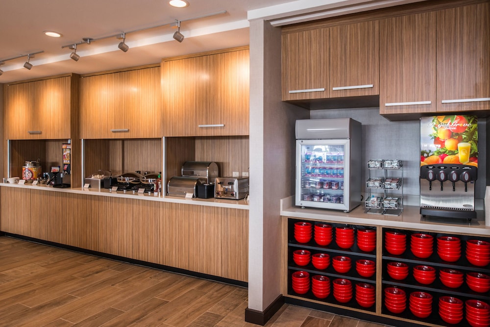 Towneplace Suites By Marriott Merced 11/54