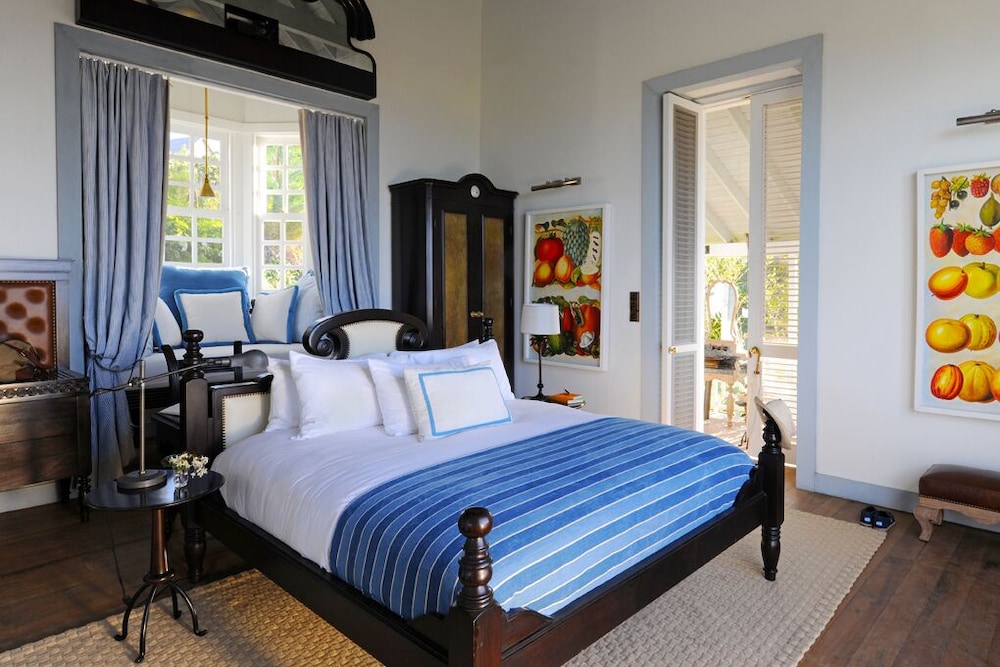 Luxury, Cottage, King Bed