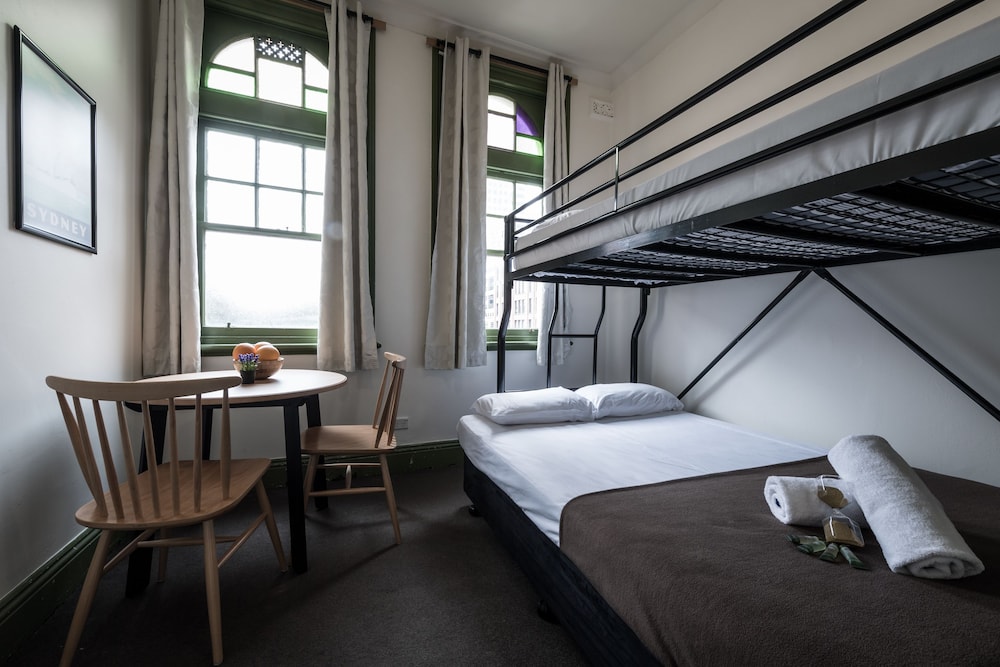 Sydney Central Hostel 4/37