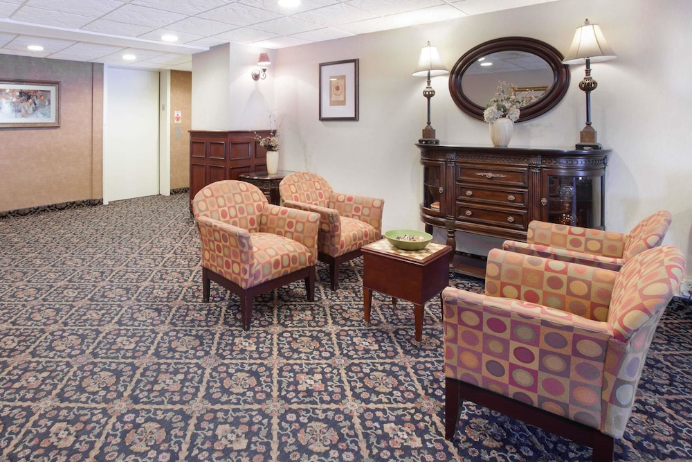 Travelodge By Wyndham Winchester 22/39