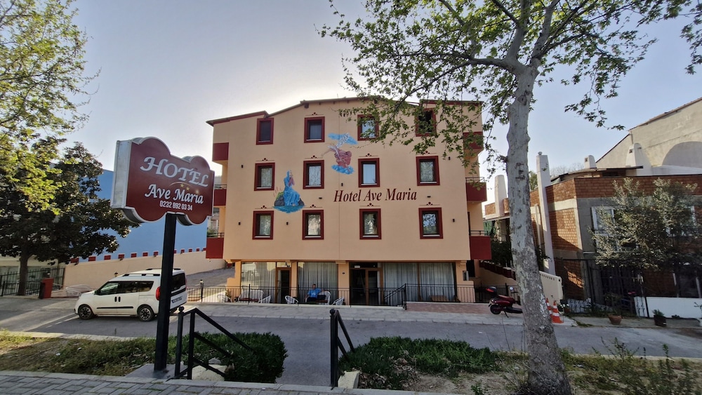 AVE MARIA HOTEL 7/65