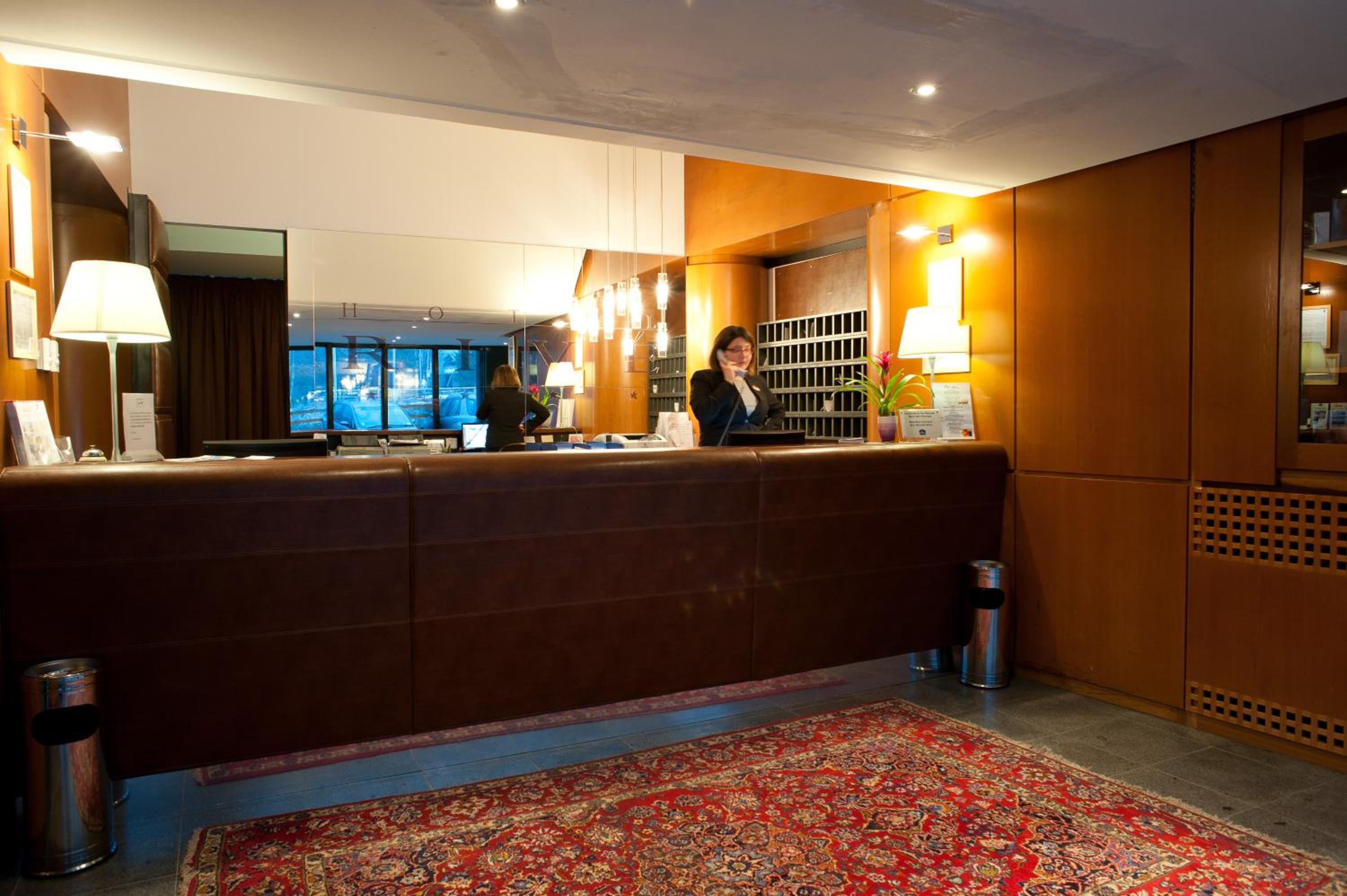 HOTEL RIVE 3/75
