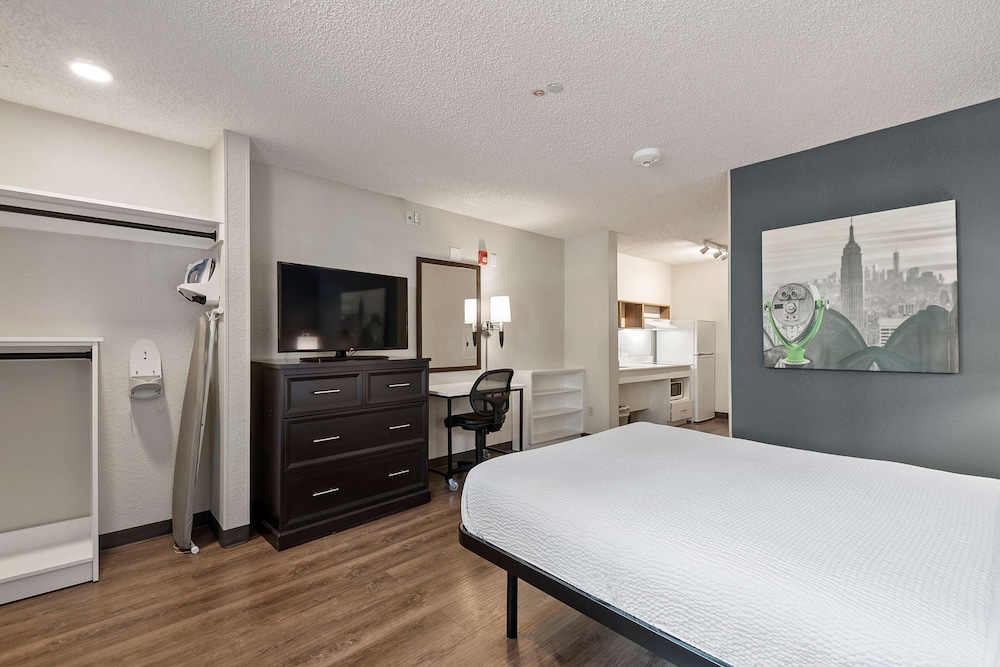 Extended Stay America Premier Suites Miami Downtown Brickell Cruise Port 33/54