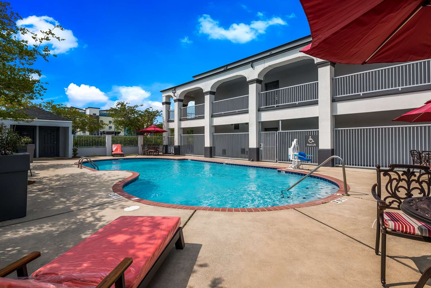 BEST WESTERN LAPLACE INN 13/14