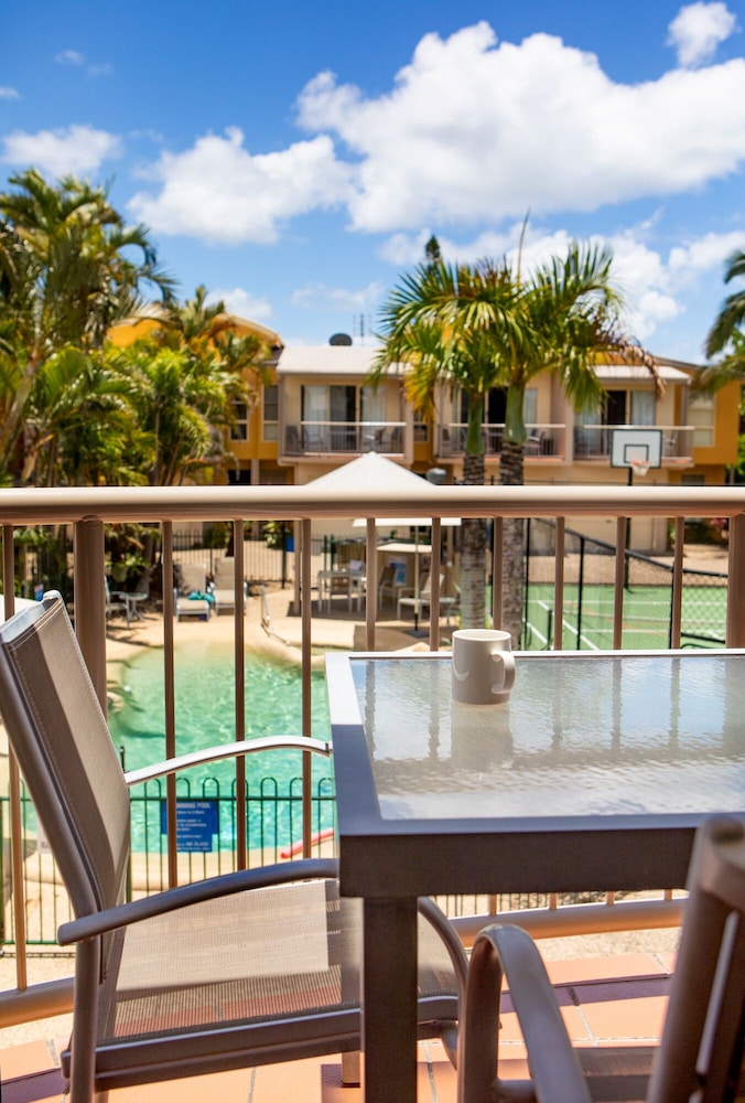 COOLUM BEACH GETAWAY RESORT 4/58