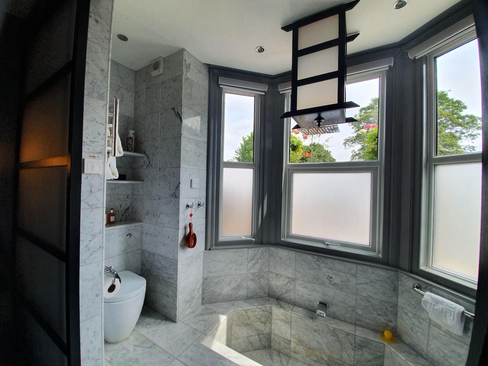 Tower Guest House 32/50