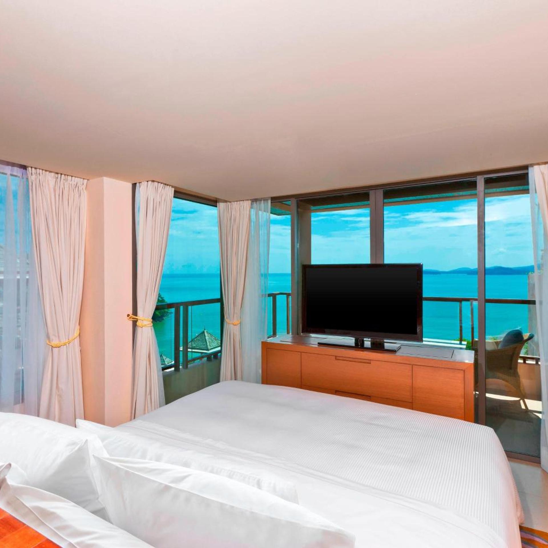 1 Bedroom, Luxury, Suite, King Bed, Ocean Front, Large
