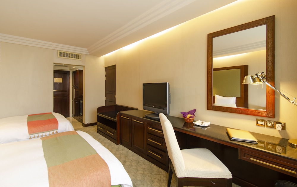 Pan Pacific Sonargaon Dhaka 15/72