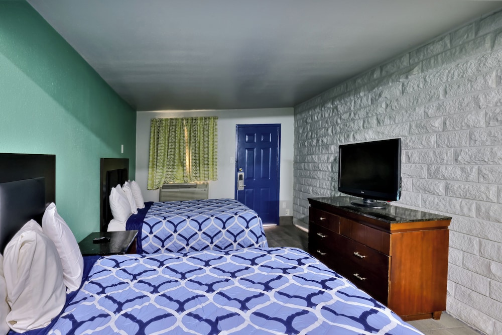 El Tejas Motel 13/20