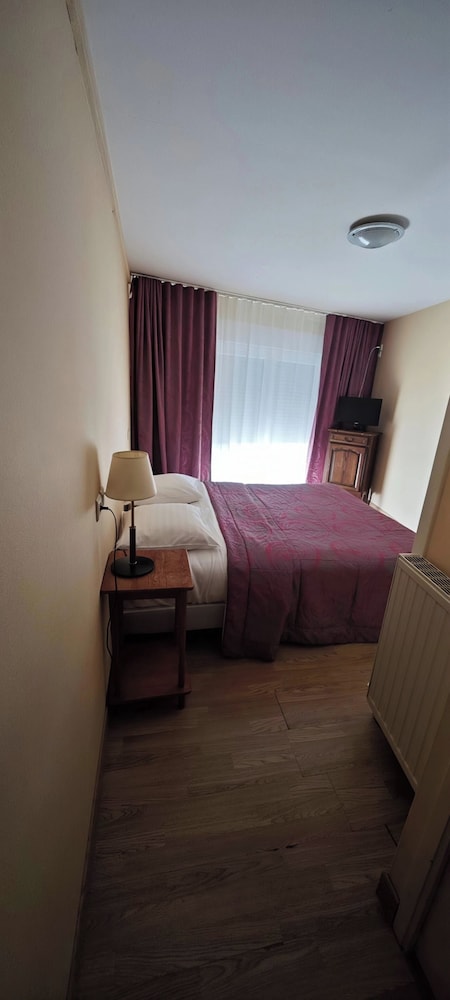 Hotel De France 15/49