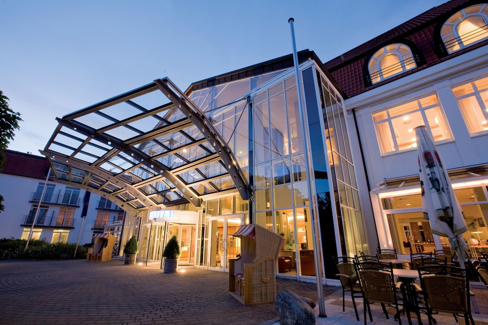 TOP CountryLine Seehotel Grossherzog 4/52