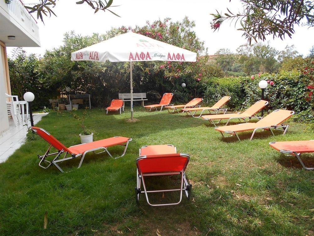 ILONA APARTMENTS 22/50