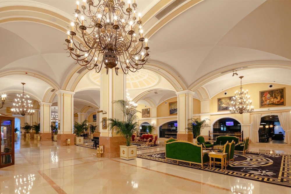 Kremlin Palace 7/54