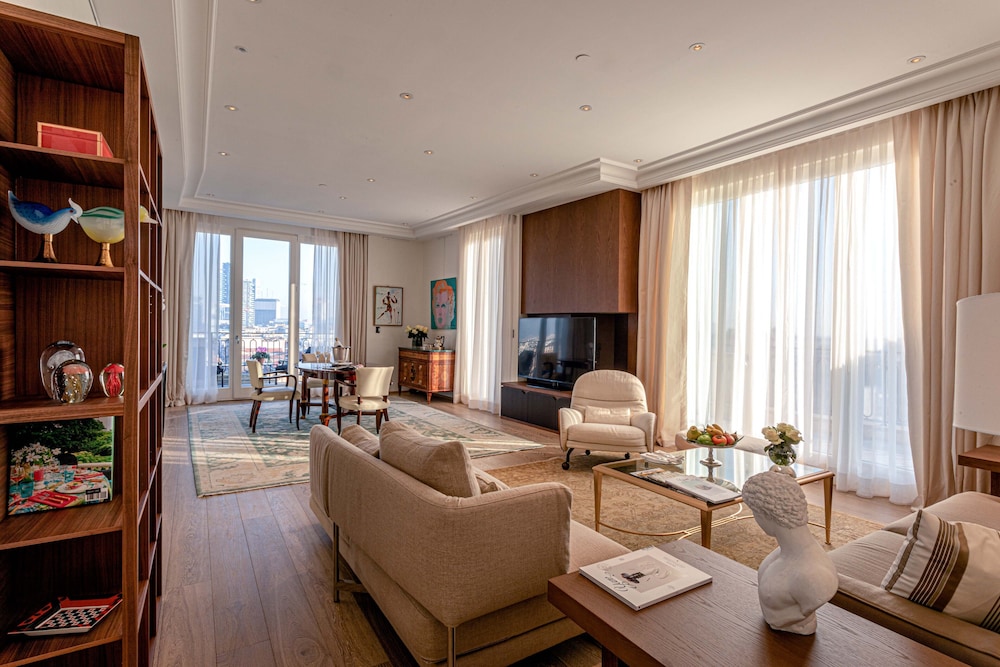 Palazzo Parigi Hotel & Grand Spa 38/59