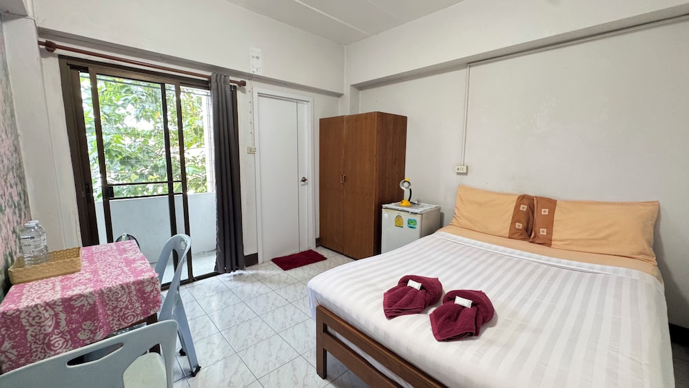 Room, Double Bed, with Fan