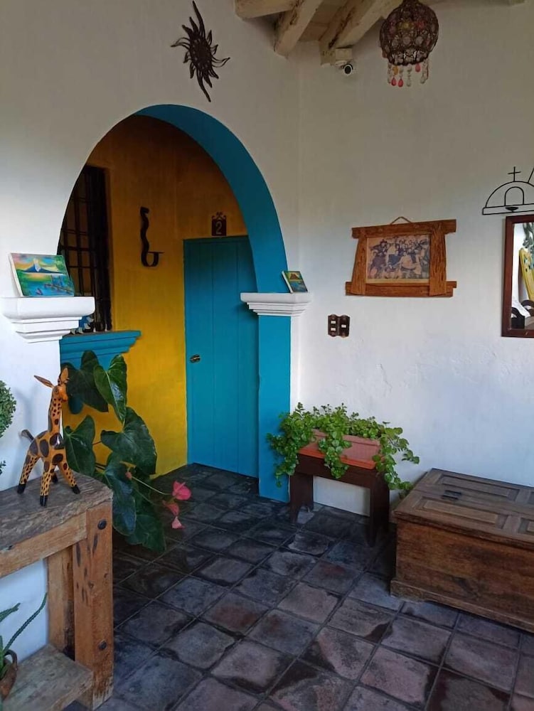 Hotel Monasterio 6/65