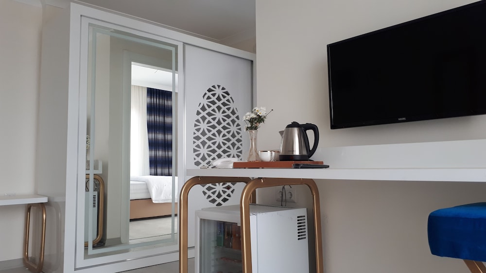 Mavili Suites 26/32