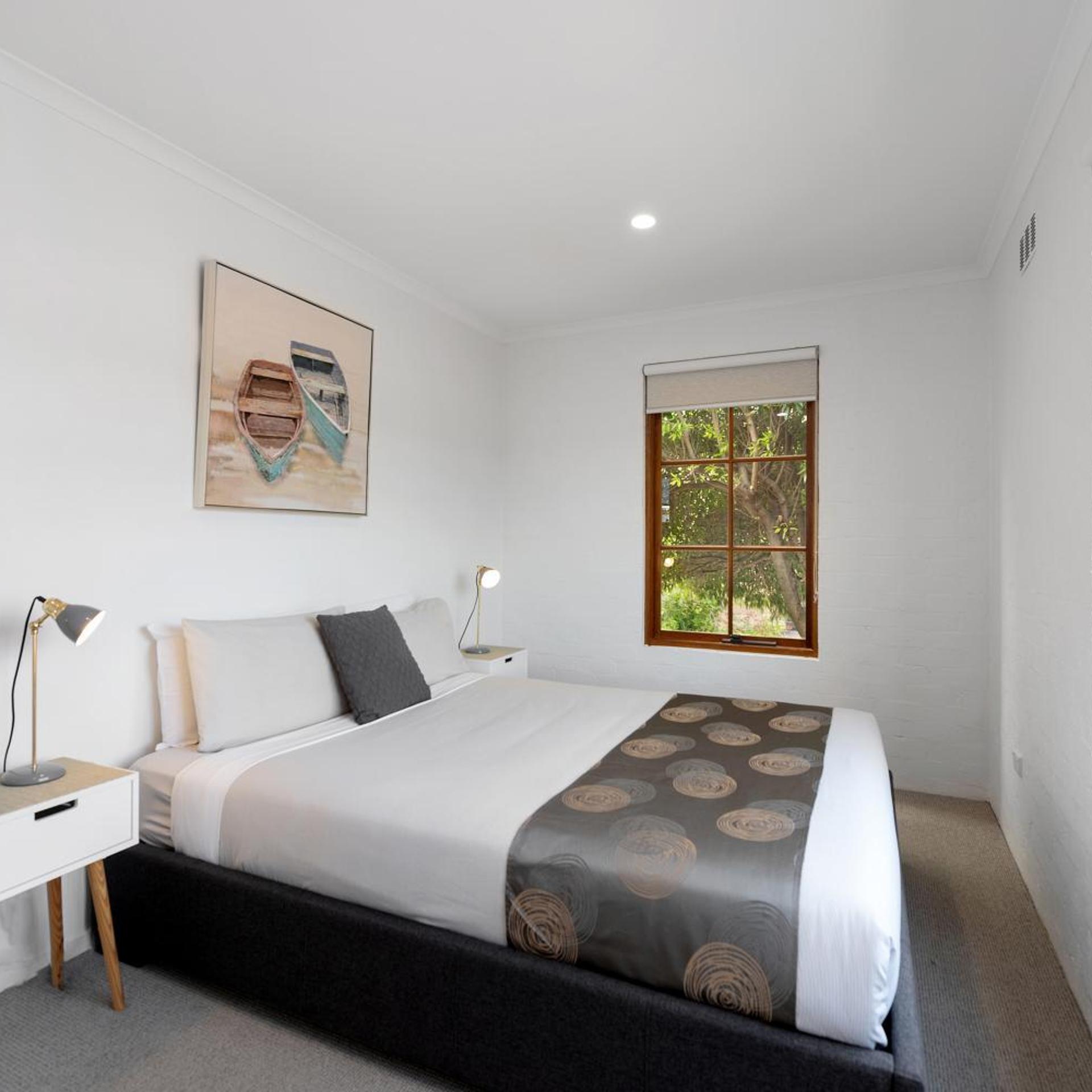 2 Bedrooms, Town House