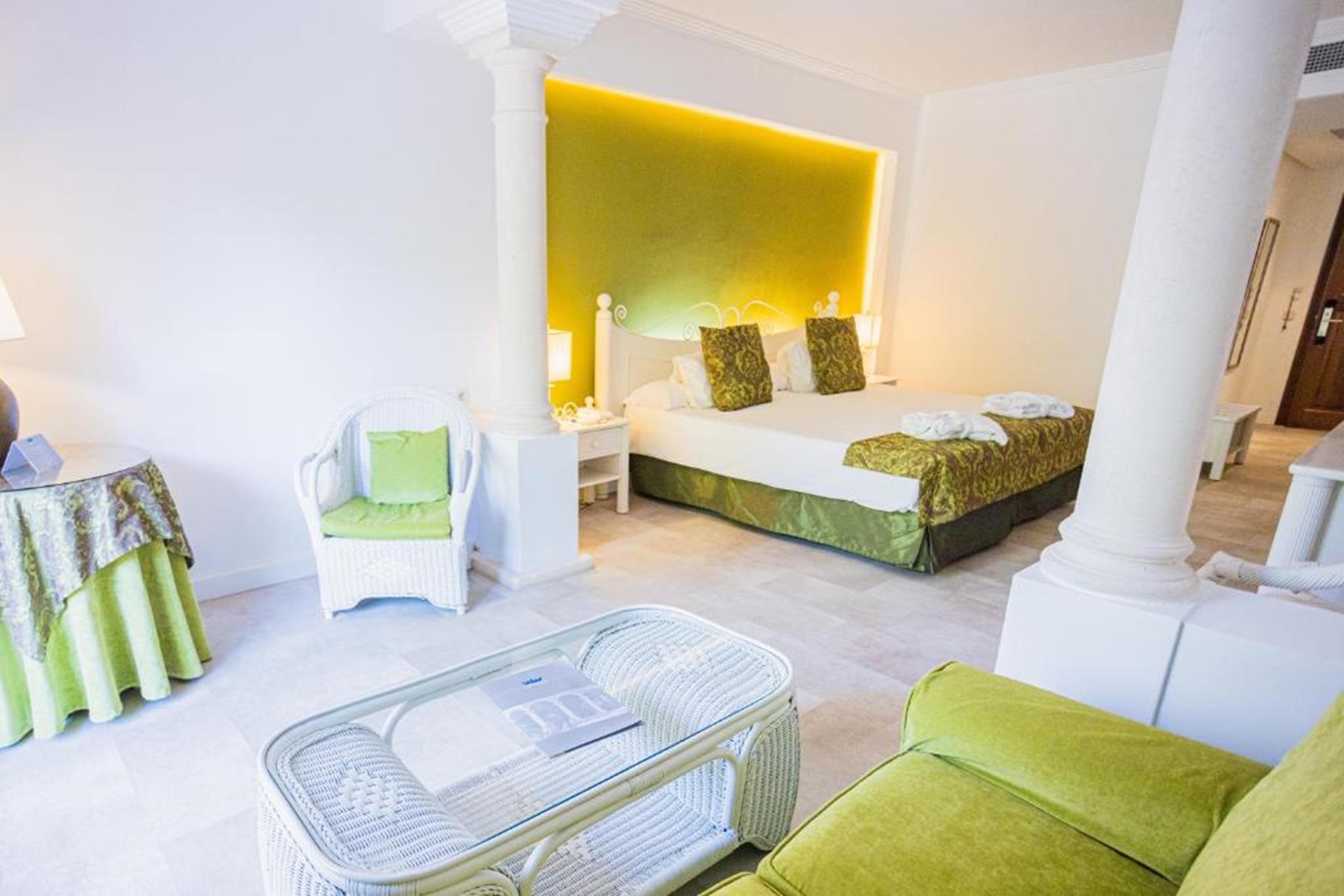 Junior Suite, Balcony or Terrace