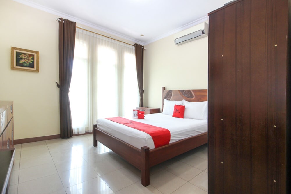 Reddoorz Plus Near Stie Ykpn 9/30