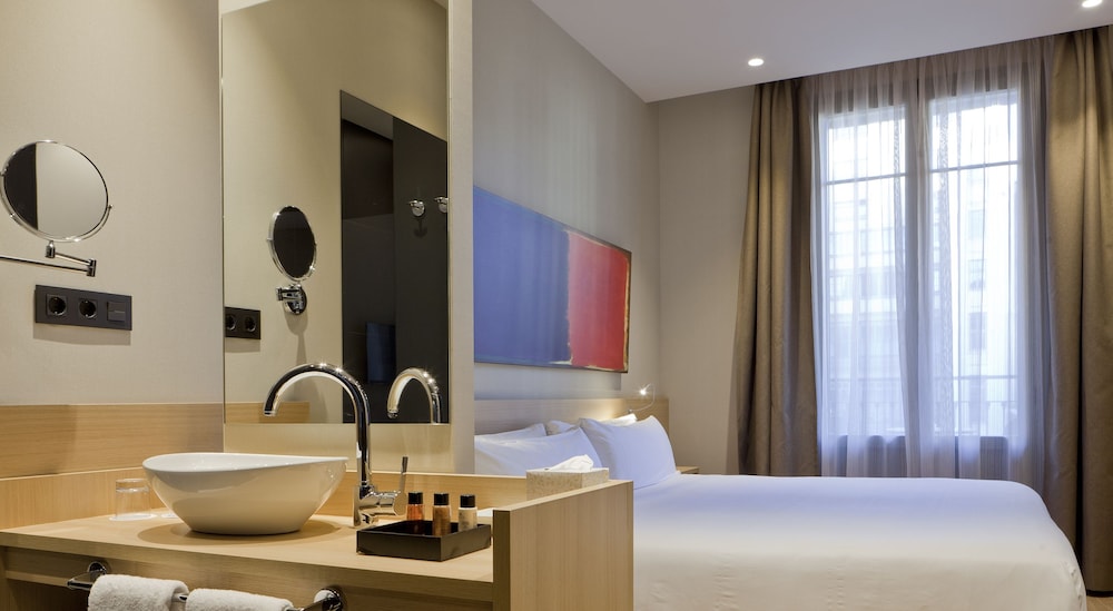 Hotel Ambit Barcelona 52/53