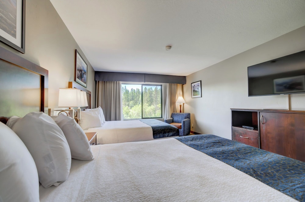 Room, 2 Double Beds, River View, Balcony or Patio