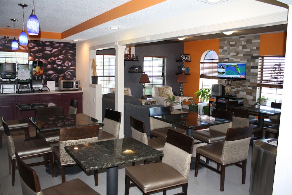 Executive Inn and Suites Wichita Falls 29/44