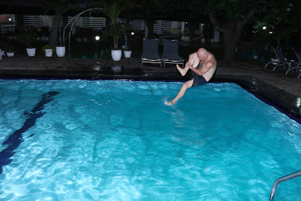 Zen Rooms Negombo Beach 33/61