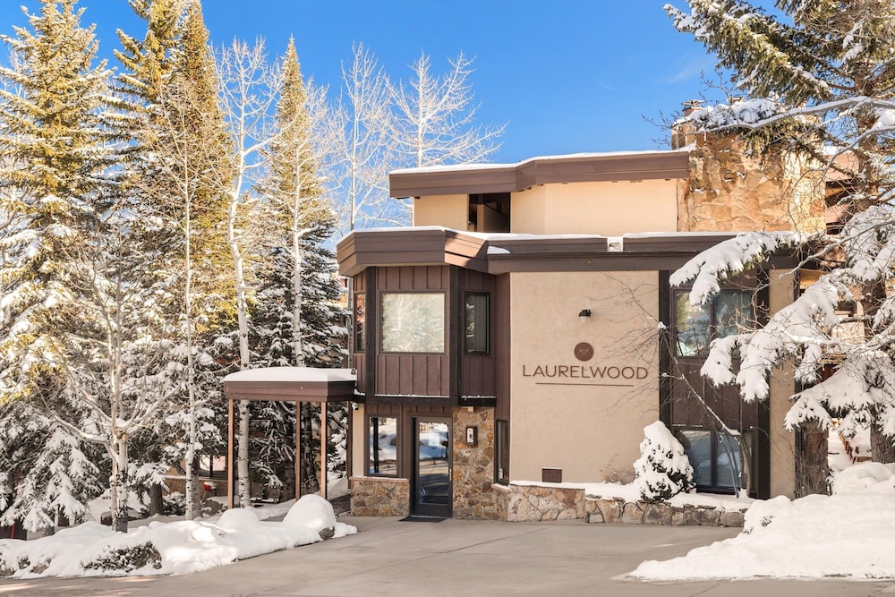 Laurelwood A Destination Residence 2/76